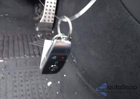 2019 Mercedes-Benz C 300 4Matic z USA, uszkodzony, nr VIN WDDWF8EB9KR514967